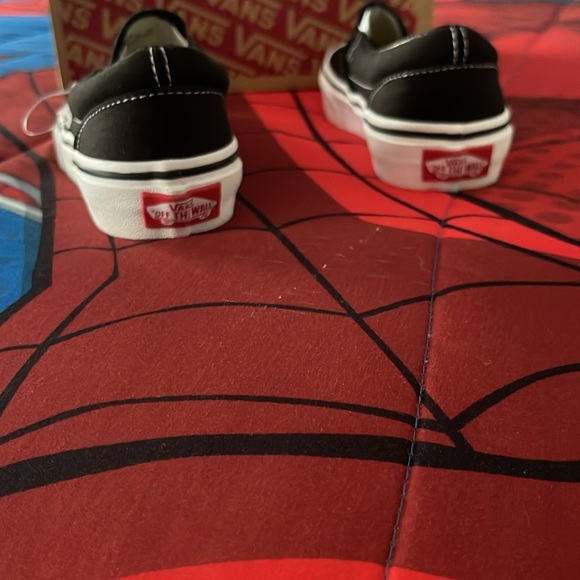 Brand new Vans slip ons - Picture 4 of 4